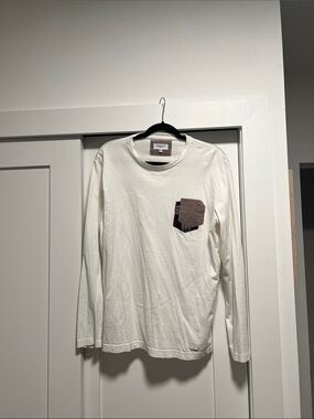 Markup Cream Long-Sleeve Tee with Contrasting Plaid Pocket